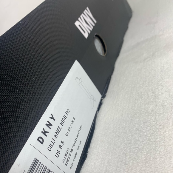 NEW DKNY Women's Cilli Microsuede Block Heel Knee-high Boot Beige Size 8.5M - Picture 2 of 16